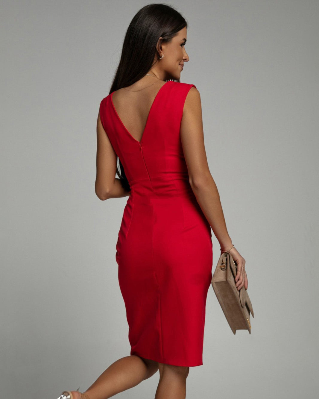 Freya™ | Fitted Dress with V-Neckline & Side Slit